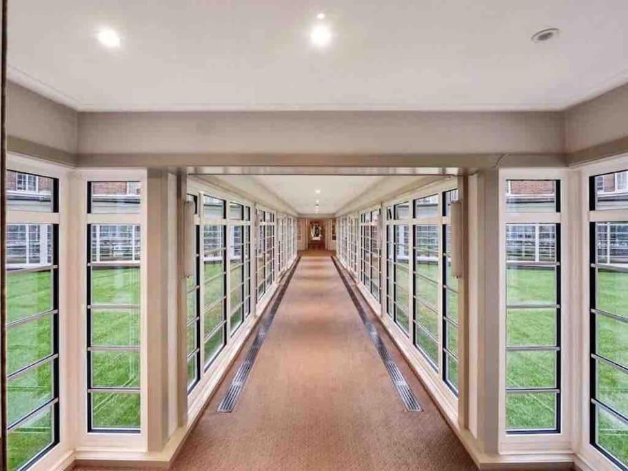 King-Sized Studio, 6Th Floor + Lift, Regent'S Park Londres Exterior foto